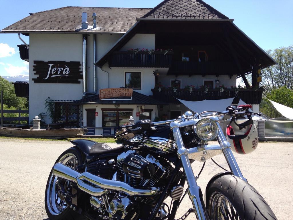 Jera Am Furtnerteich Hotel-Ristorante&Relax Mariahof エクステリア 写真