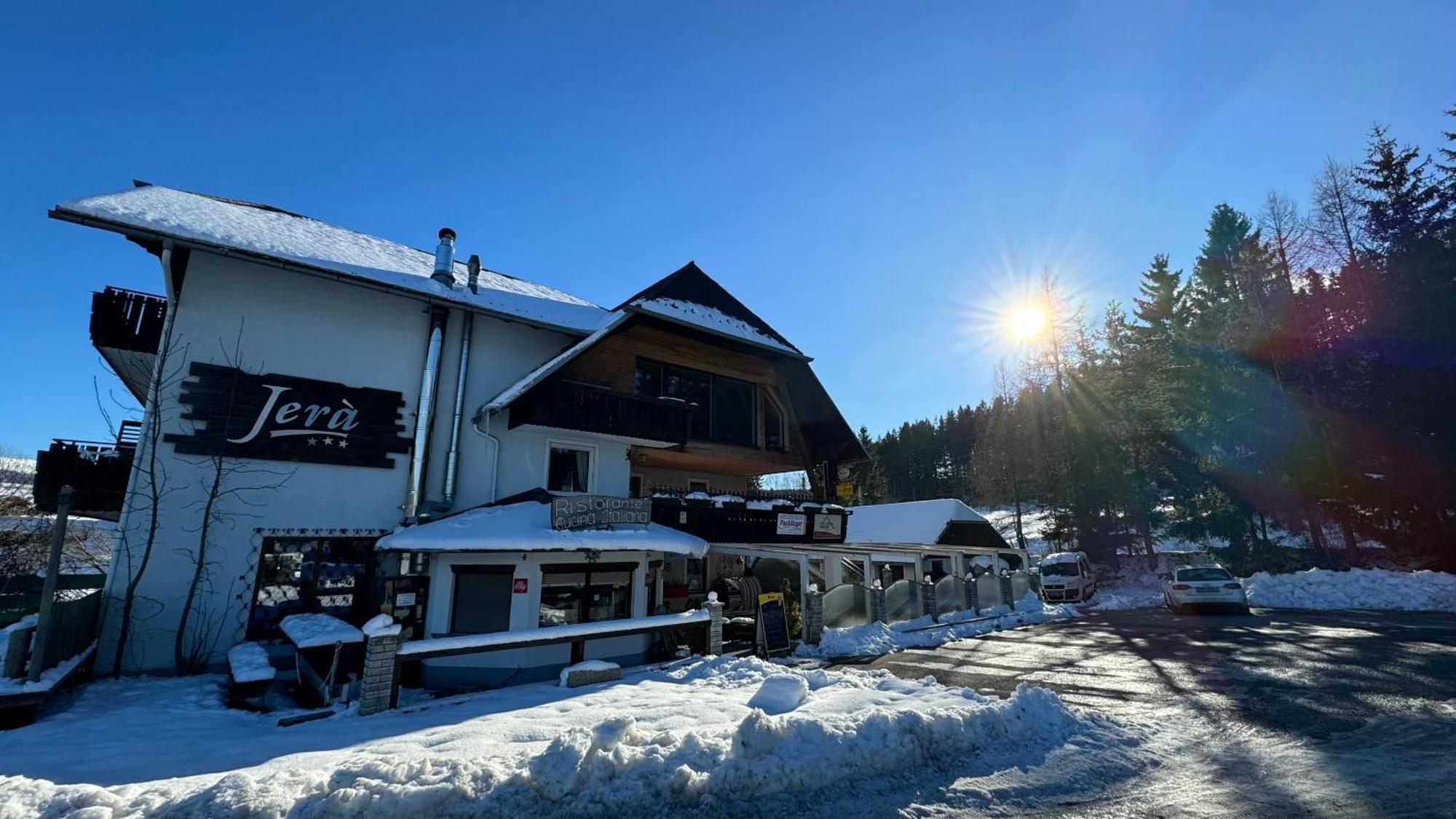 Jera Am Furtnerteich Hotel-Ristorante&Relax Mariahof エクステリア 写真